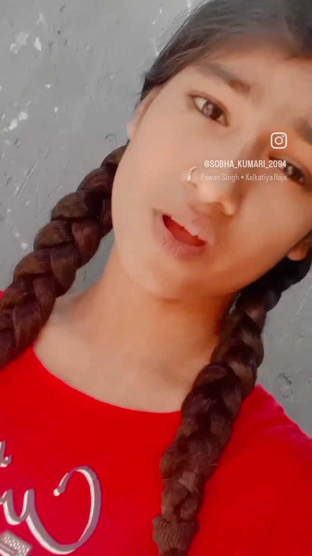Watch Ellie Spoke'S Viral Gaming Reels On Facebook - 75eg0n1