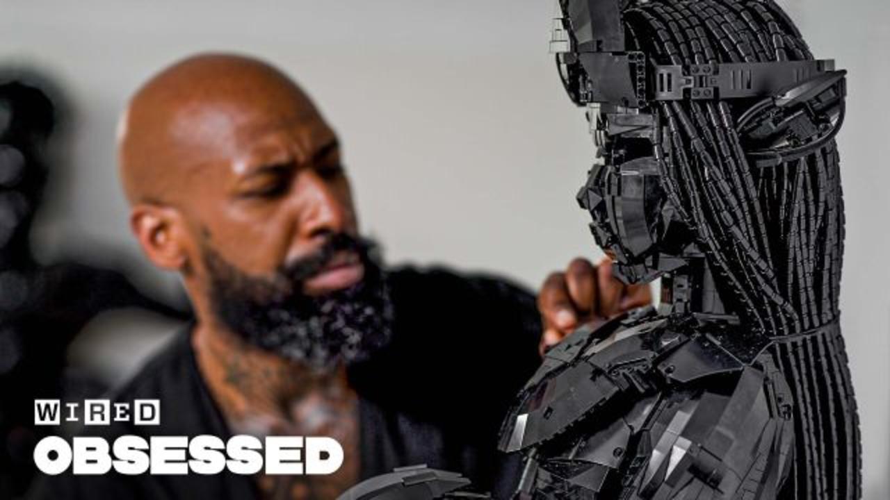 This LEGO Artist Builds Masterpieces Using All Black Bricks