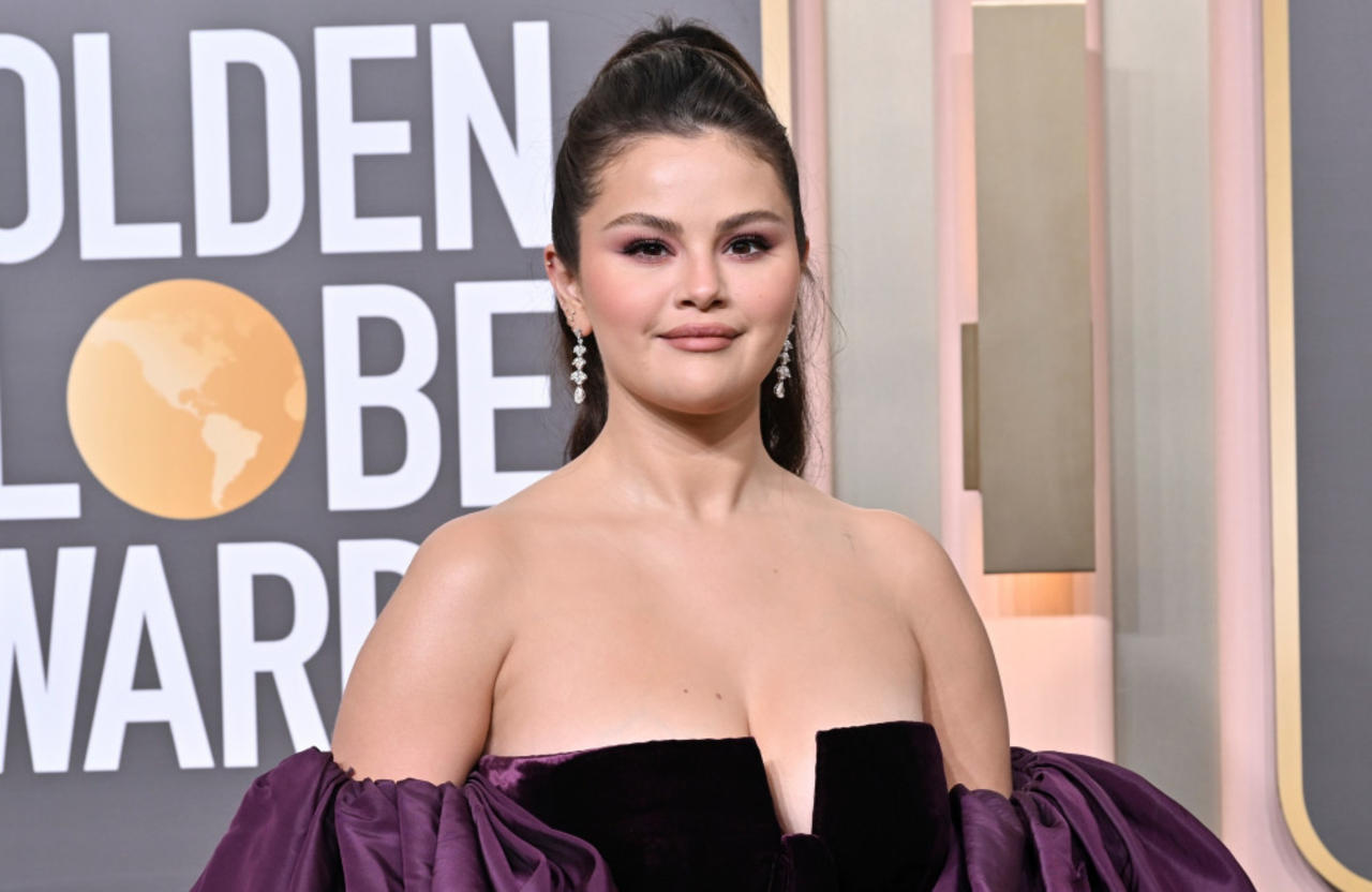 Selena Gomez loves living with her grandparents