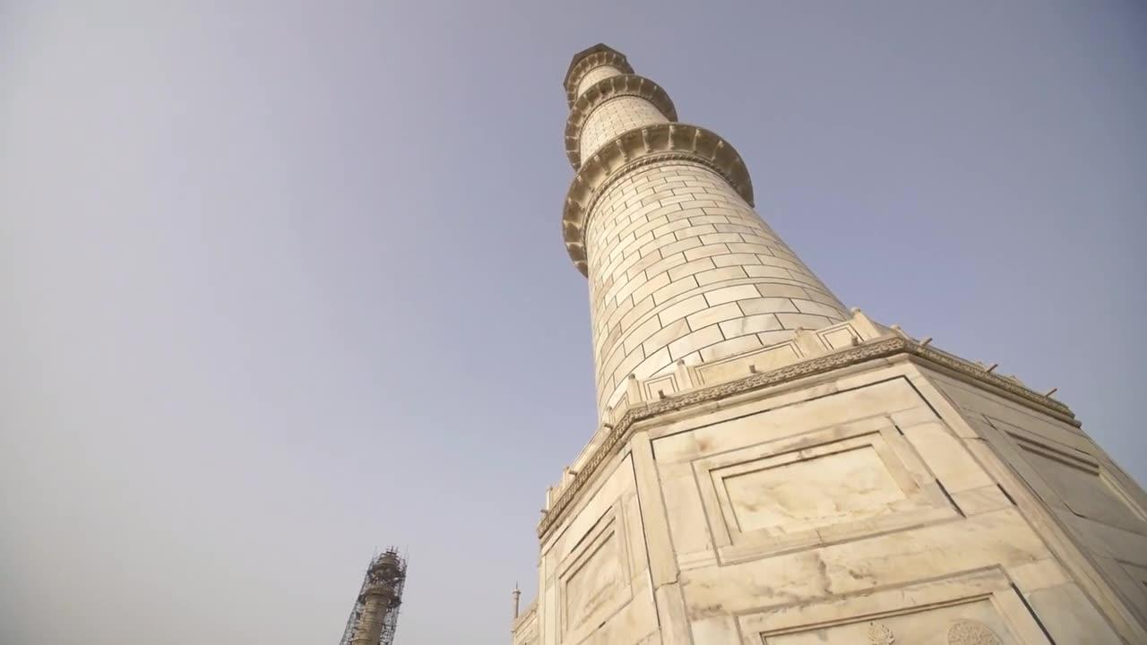 Beauty of Taj Mahal - mughal architecture