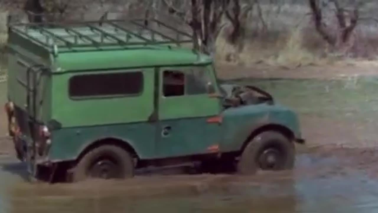 The Gods Must Be Crazy 1980 Sped Up Stuck In The Mud Scene ( 264 X 640 )