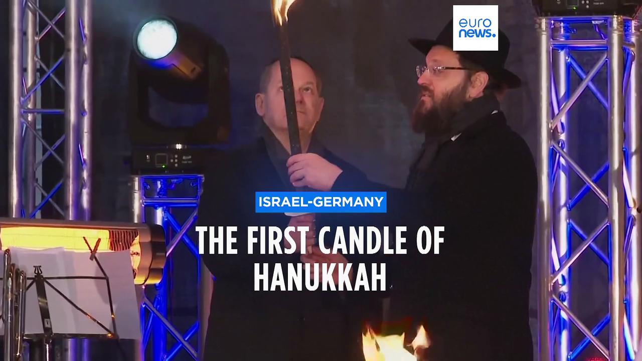 Chancellor Scholz expresses support for Jewish people as he lights the first candle of Hanukkah