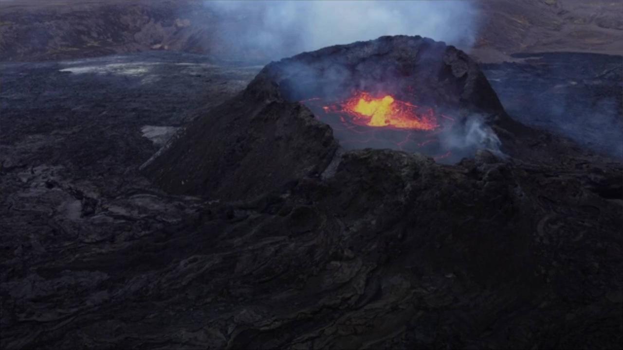 Officials Uncertain When Iceland Volcano Will Erupt