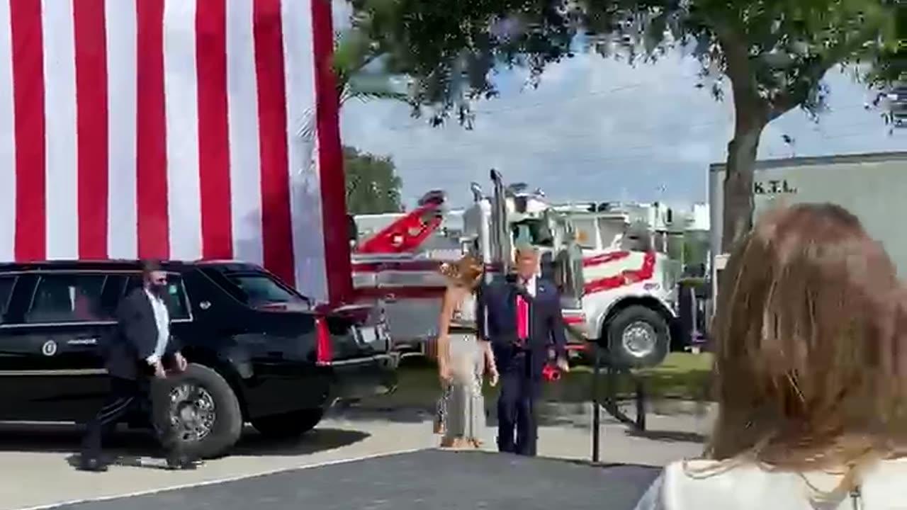 Remember when people were excited to see their President ??
