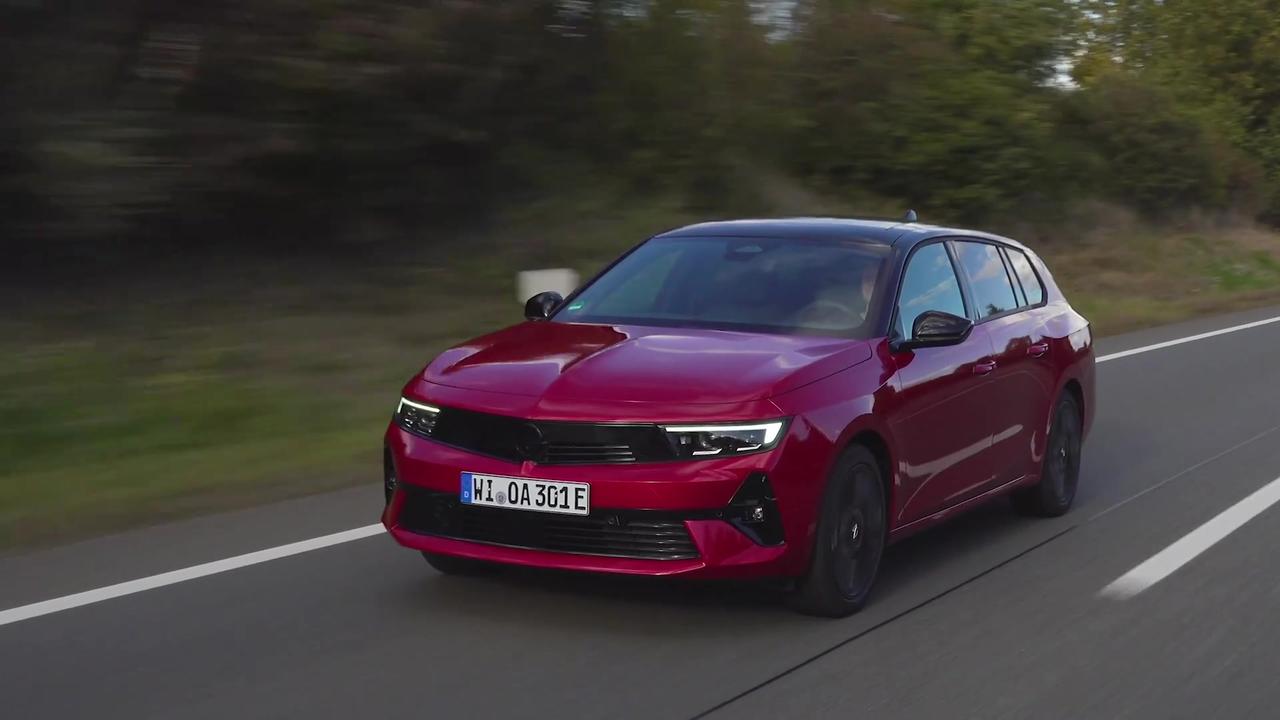 New Opel Astra Sports Tourer Electric Driving Video