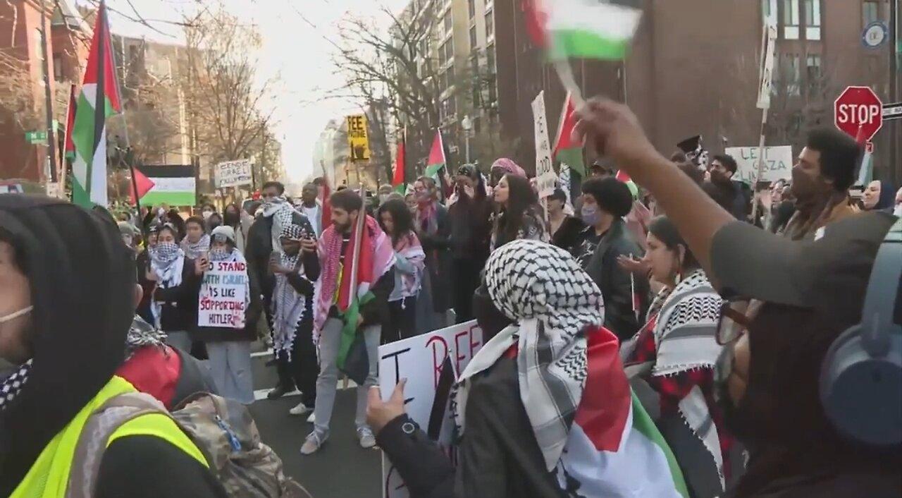 Pro-Hamas Protesters Take Over Neighborhoods Of - One News Page VIDEO