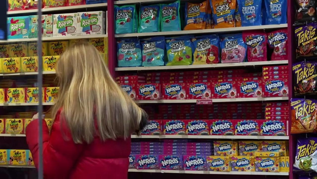 Labour calls on govt to crack down on American candy stores