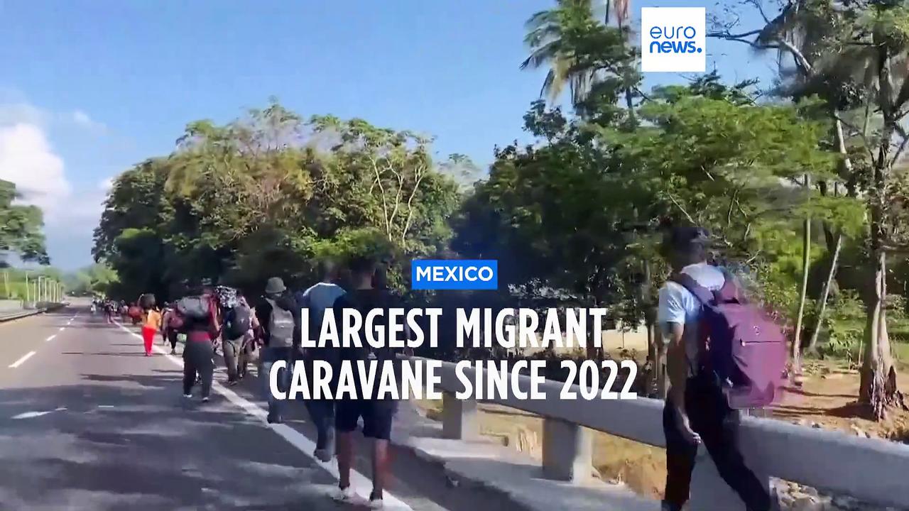 Migrant caravan in southern Mexico marks Christmas day by trudging onward