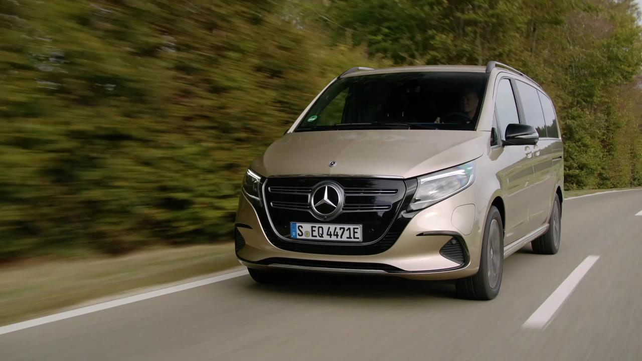 Mercedes-Benz EQV Driving Video