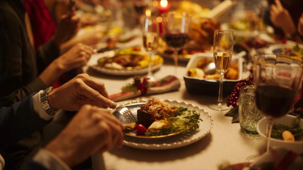 Debunking Myths About Weight Gain and Embracing a Healthy Mindset During the Holiday Season