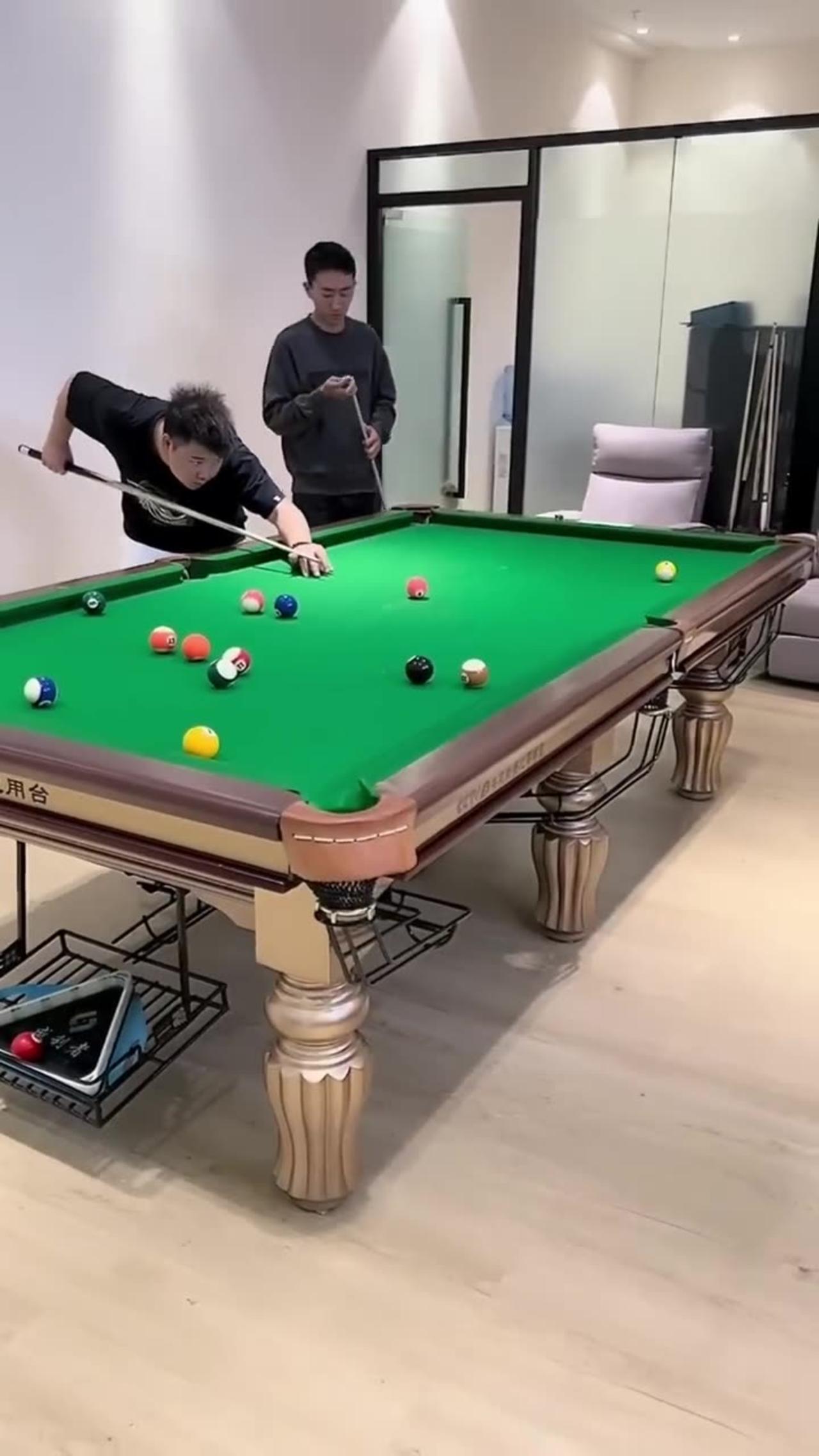 Top funny video Billiards million views