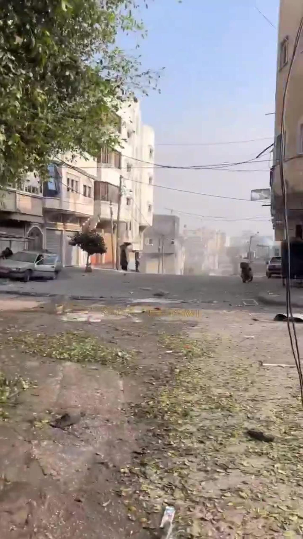 Al-Amal neighborhood in the city of Khan Yunis. - One News Page VIDEO