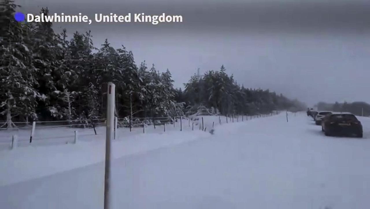 Storm Gerrit snowfall halts traffic in Scottish Highlands
