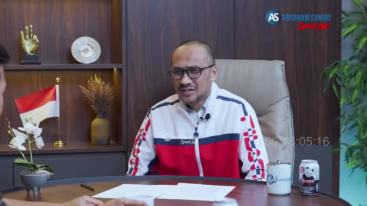Ketua BEM UGM: Menobatkan Jokowi Alumni Paling Memalukan & Saya Diteror. Gibran Bukan Anak Muda