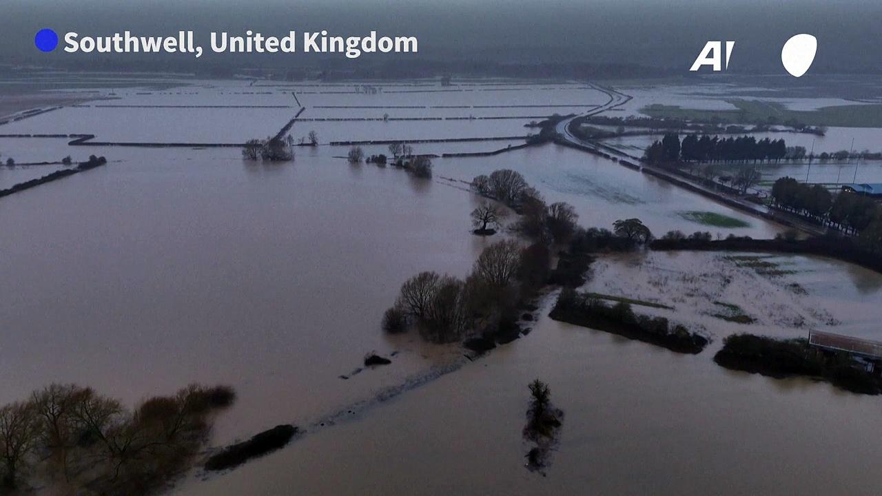 Storm Henk hits Britain, causing floods in south