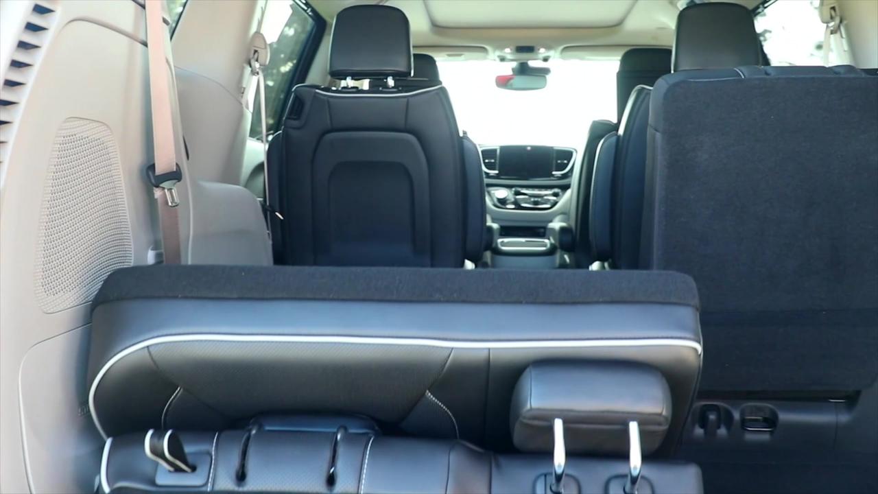 2023 Chrysler Pacifica Stow n' Go Seating - One News Page VIDEO