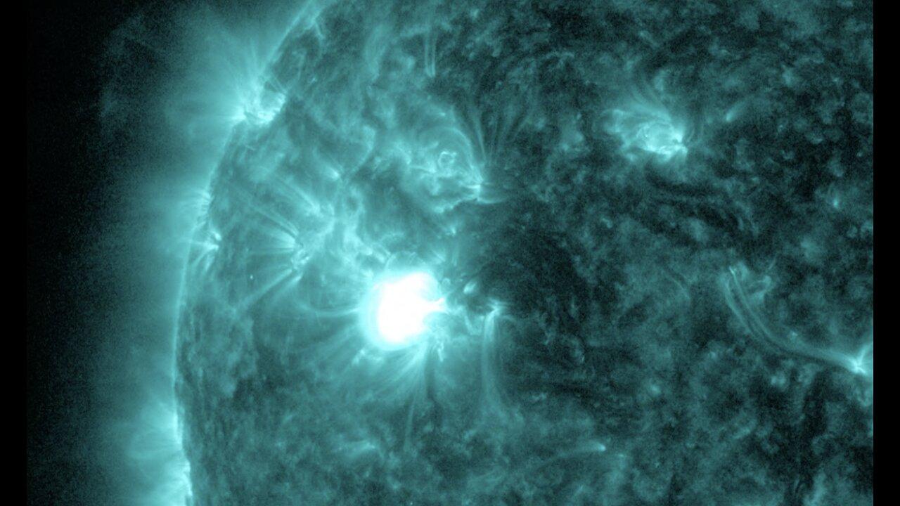 The Dust is Here, Solar Flare Watch S0 News One News Page VIDEO