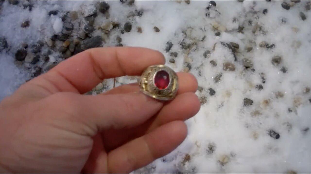 Season 2 149th hunt of 2012 , finding a Military ring at 5 degrees
