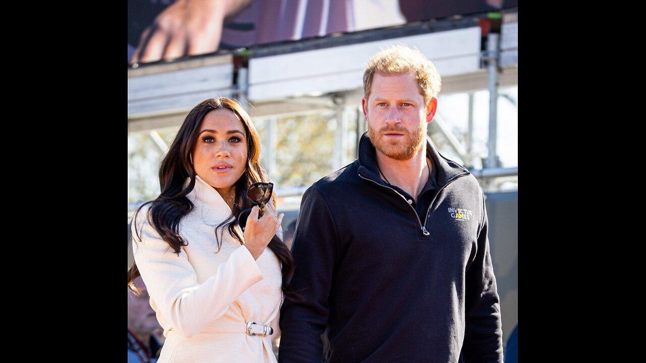 MEGA DECISION Meghan Markle and Harry ‘face ticking timebomb’