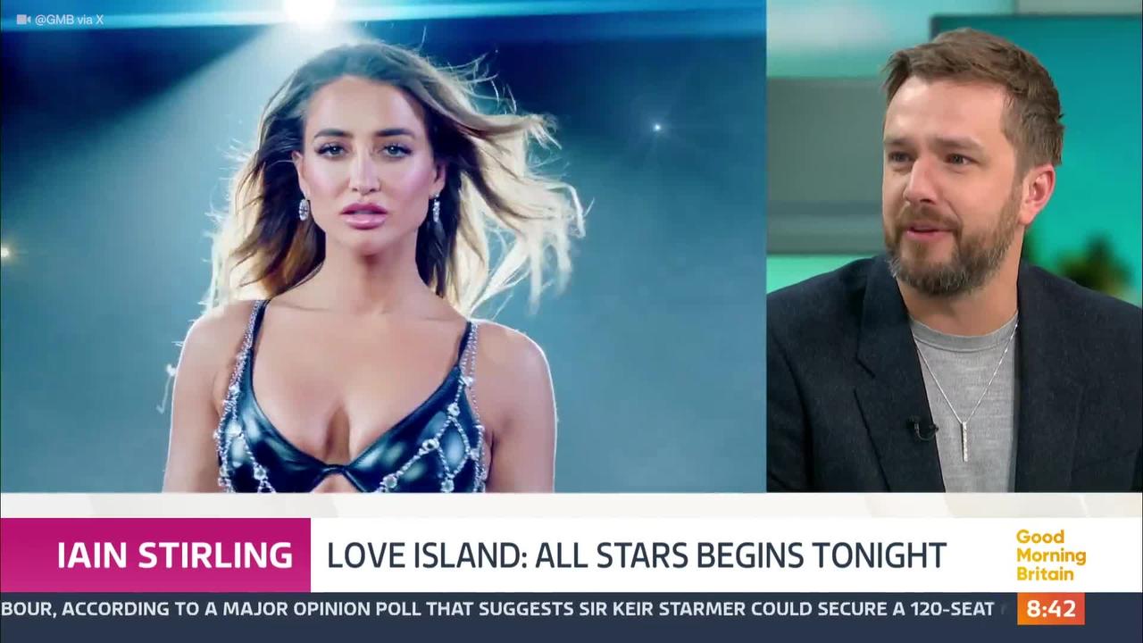 Love Island's Iain Stirling calls 33 'old' for the dating show