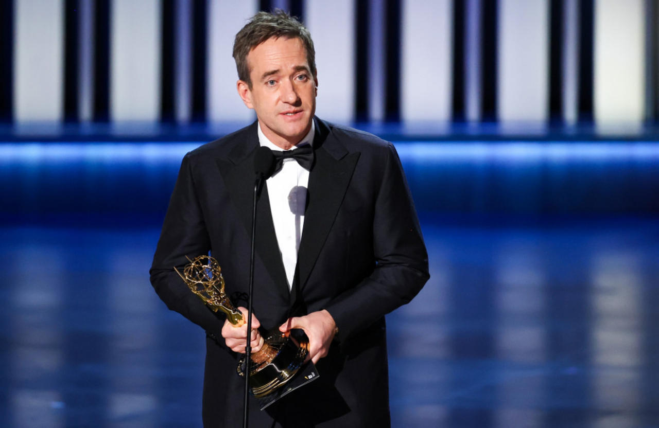Matthew Macfayden paid tribute to 'onscreen wives', Sarah Snook and Nicholas Braun in Emmy speech