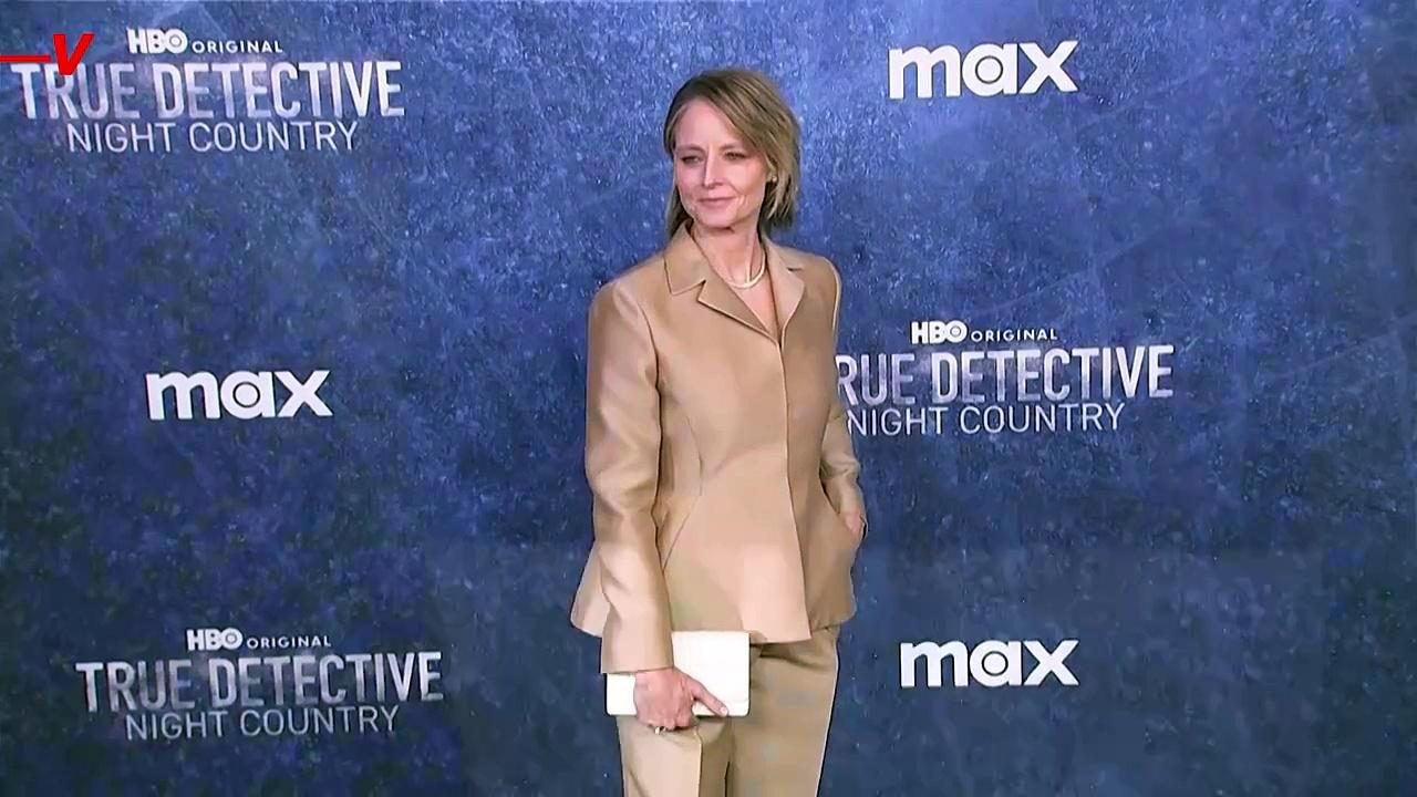 Jodie Foster’s Comments Highlight Decline of Email