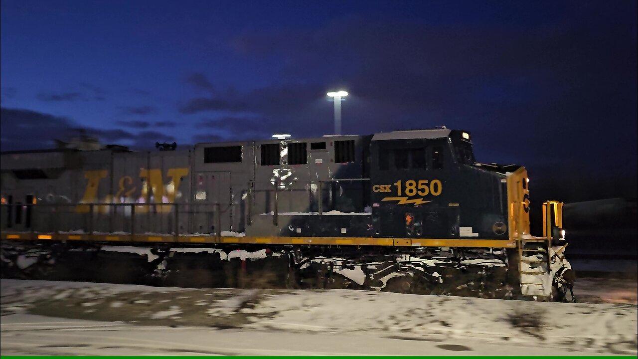 CSX 1850 L&N Commemorative Leads A Screened Auto Carrier trains East Thru Syracuse