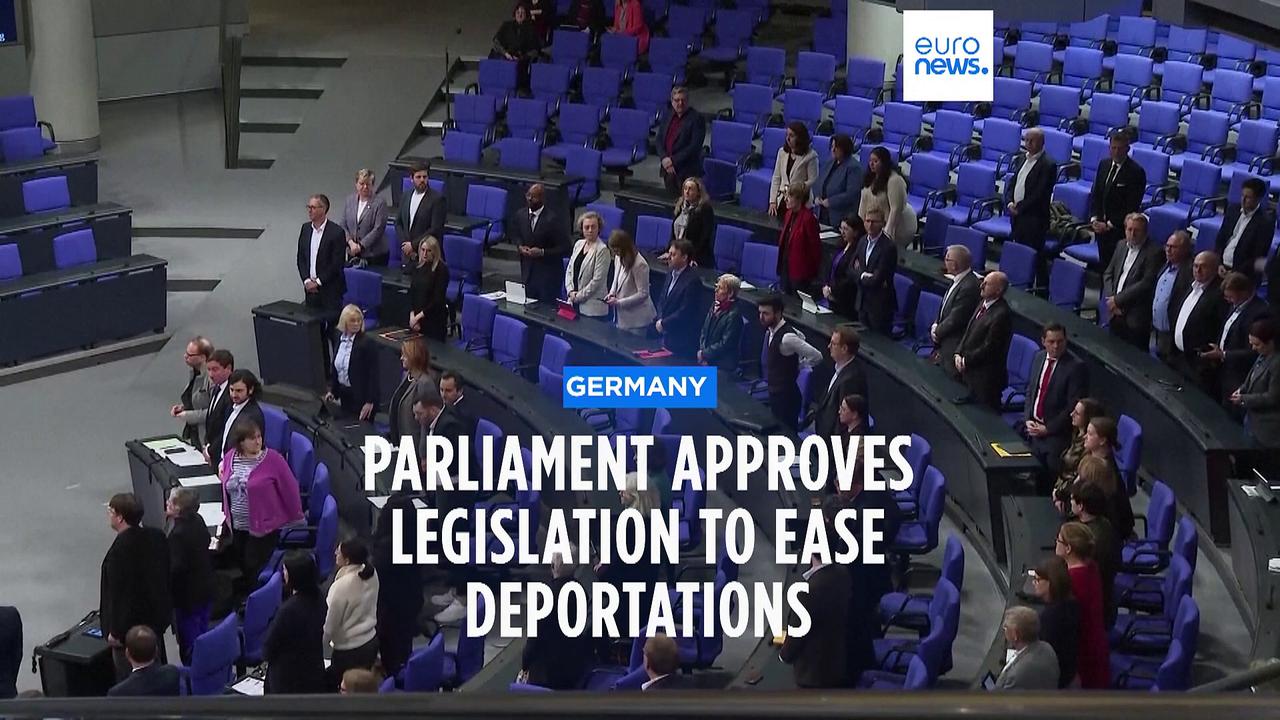 Germany approves legislation easing asylum seeker deportations