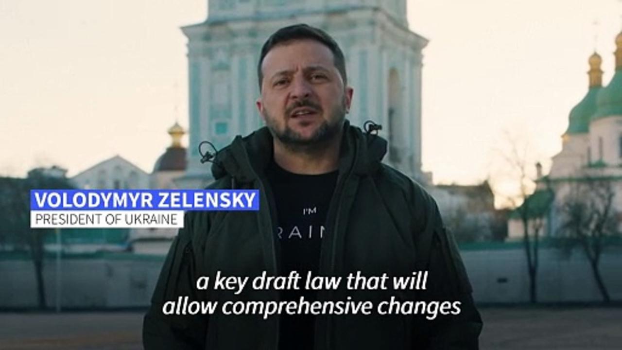 Zelensky proposes Ukrainian citizenship for foreign fighters