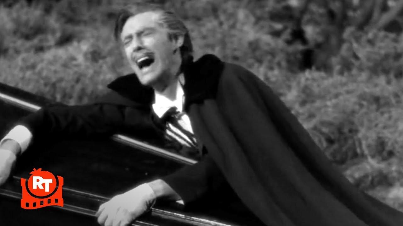 House of Frankenstein (1944) - Dracula's Crazy Carriage Chase Scene