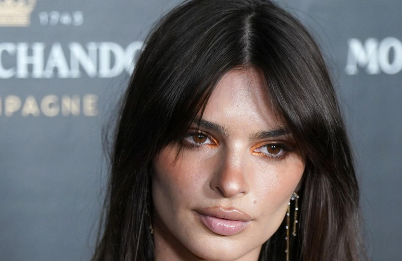 Emily Ratajkowski is in a constant battle with the 'voice' of her inner critic
