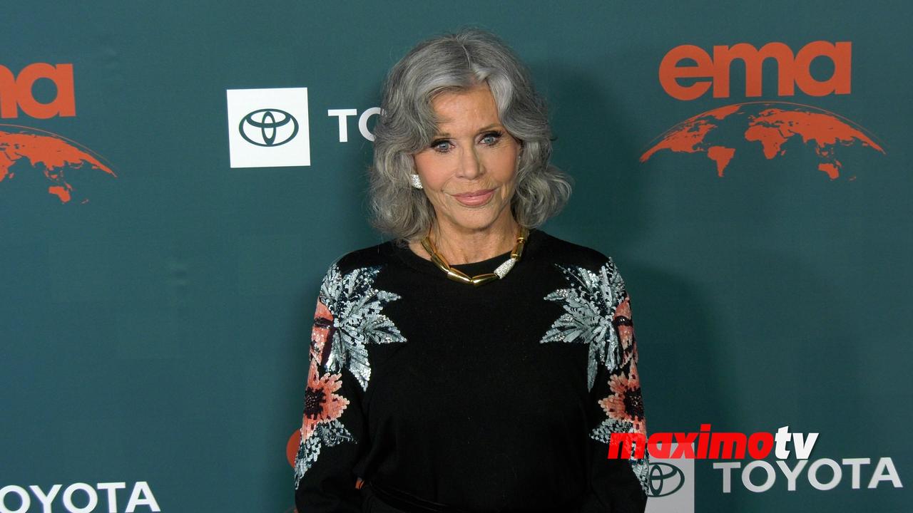 Jane Fonda 33rd Annual EMA Awards Gala Green Carpet