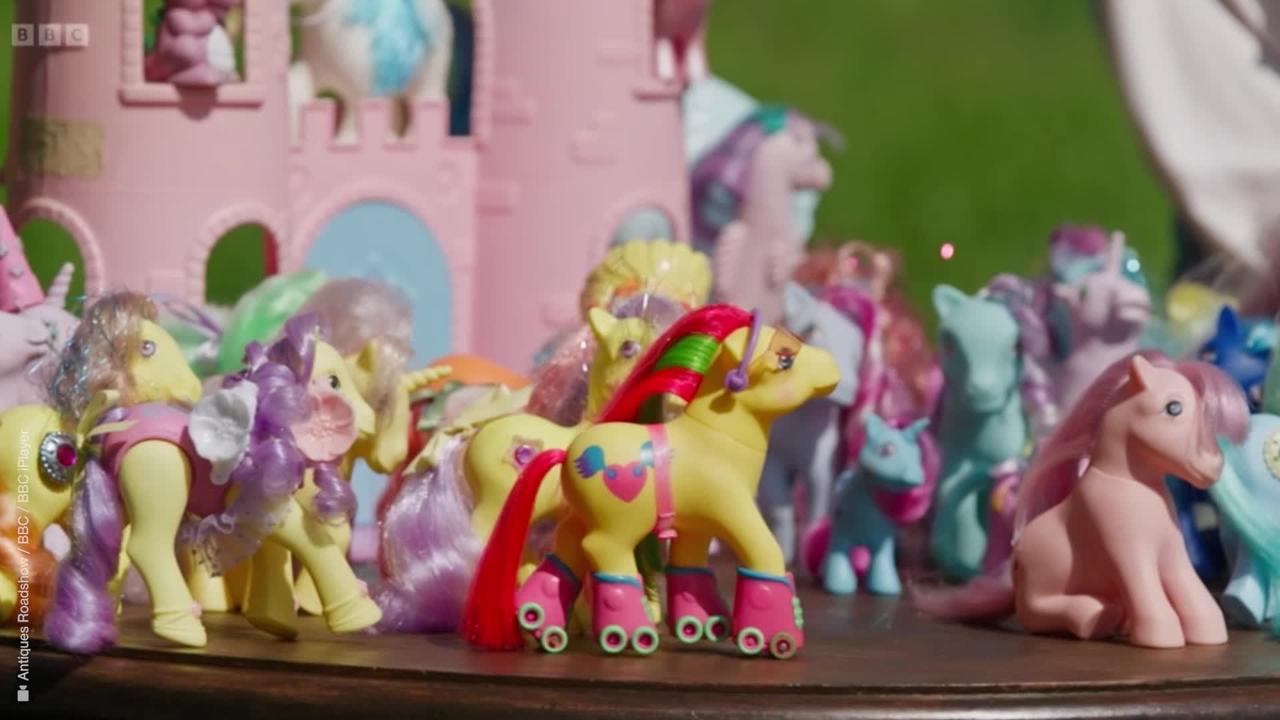 Antiques Roadshow expert gives My Little Pony collection stunning valuation