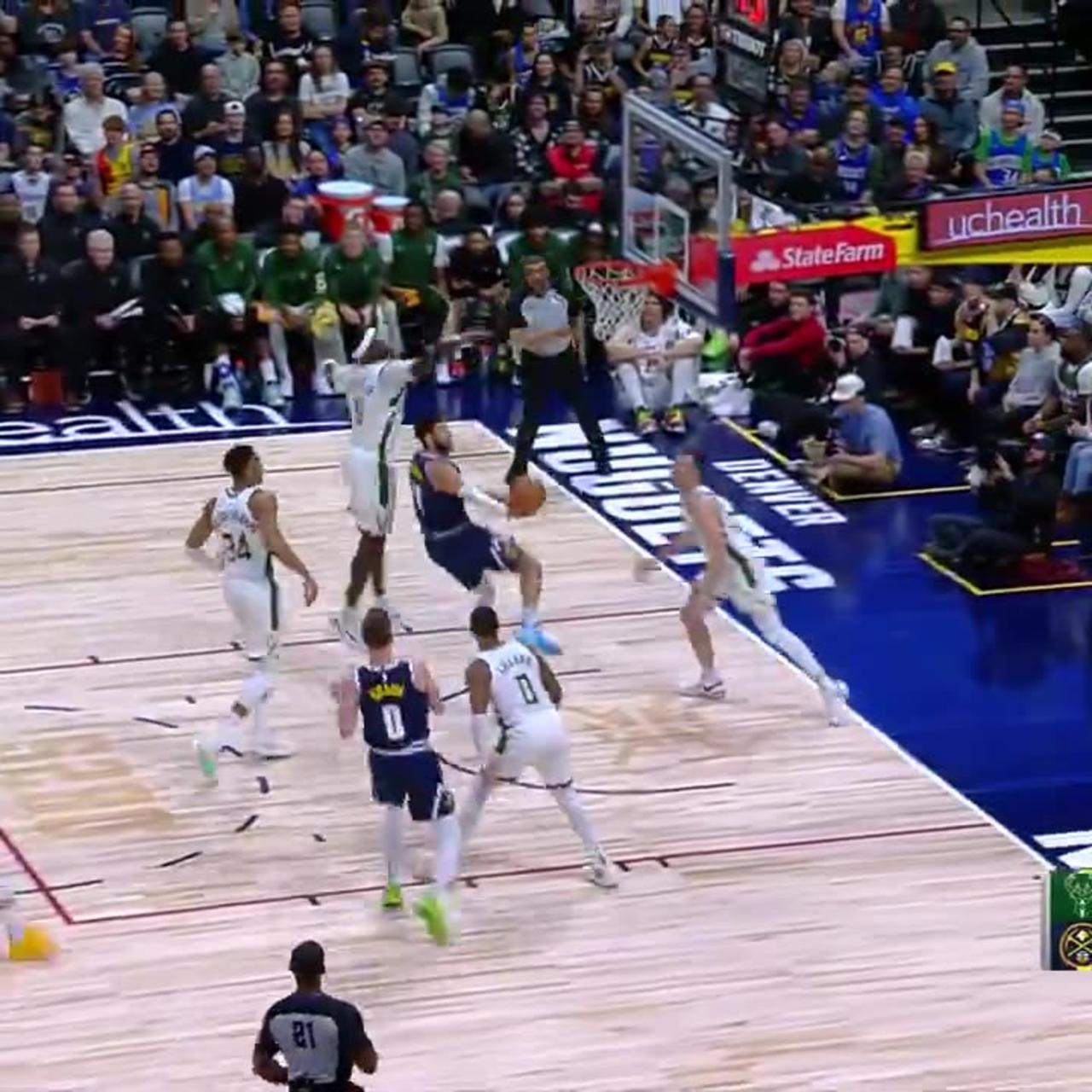 NBA - Jamal Murray hangs in air and gets the circus shot to go 😲 Bucks-Nuggets