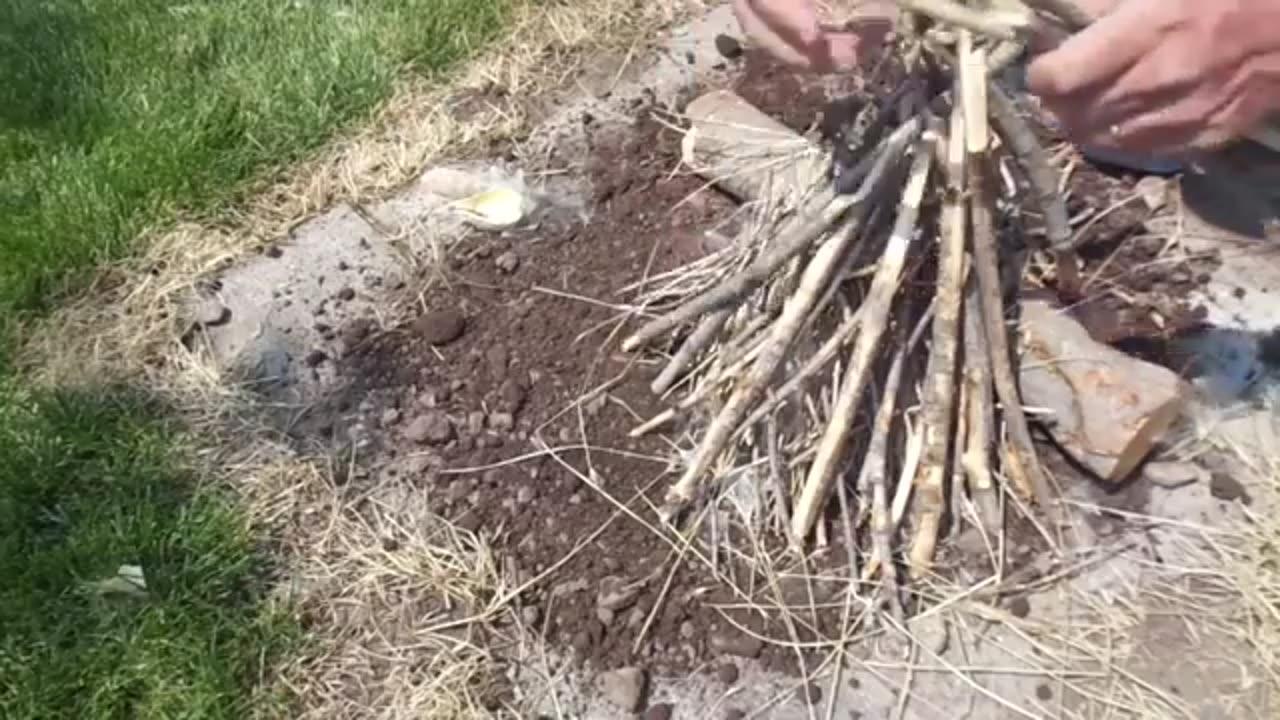 PRIMITIVE SURVIVAL FIRE Successful Basic Lay Up