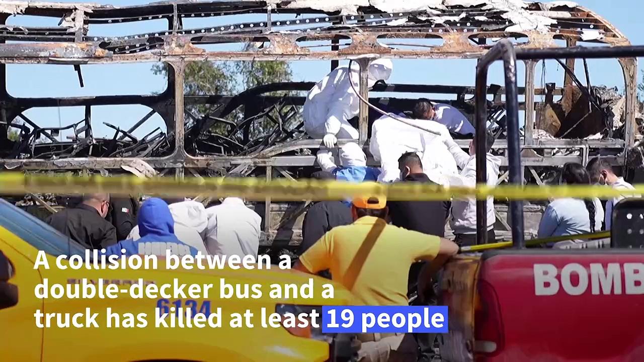 Road accident in Mexico leaves at least 19 dead and 22 injured
