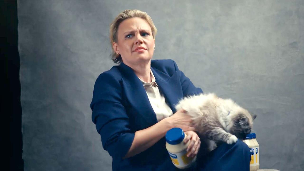 Hellmann's 'Mayo Cat' Super Bowl 2024 Commercial with Kate McKinnon