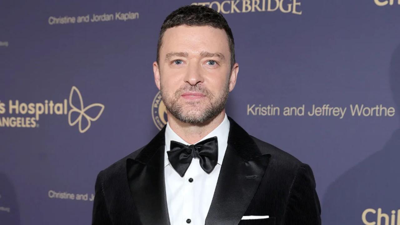 Justin Timberlake Says He Apologizes to 'Absolutely F***ing Nobody,' Britney Spears Seemingly Responds | THR News Video