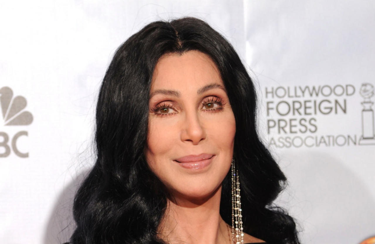 Judge grants Cher's son request to dismiss divorce