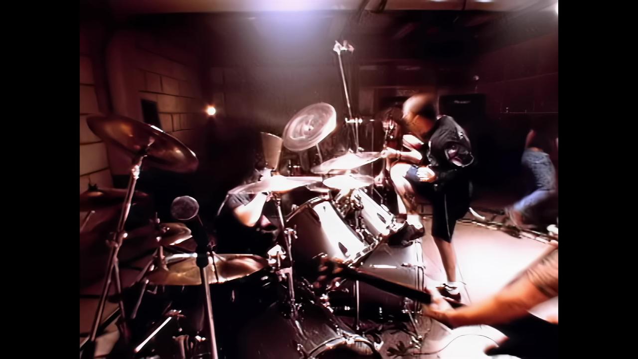Pantera - I'm Broken (Official Music Video)