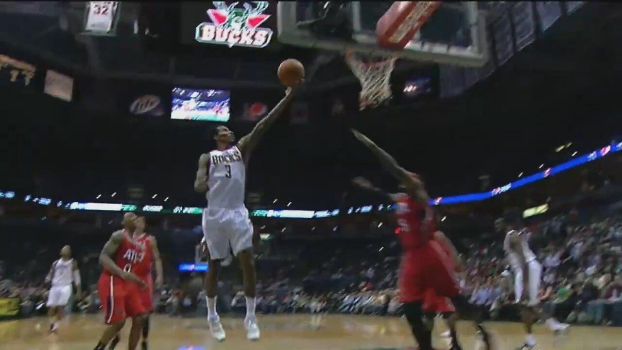 NBA Duels: Brandon Jennings 18 Pts 6 Ast Vs. Jeff Teague 15 Pts 7 Ast, 2011-12.