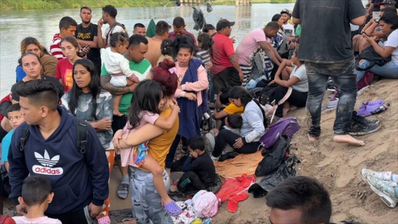 Influx of Migrants at US-Mexico Border Takes Spotlight Ahead of Elections