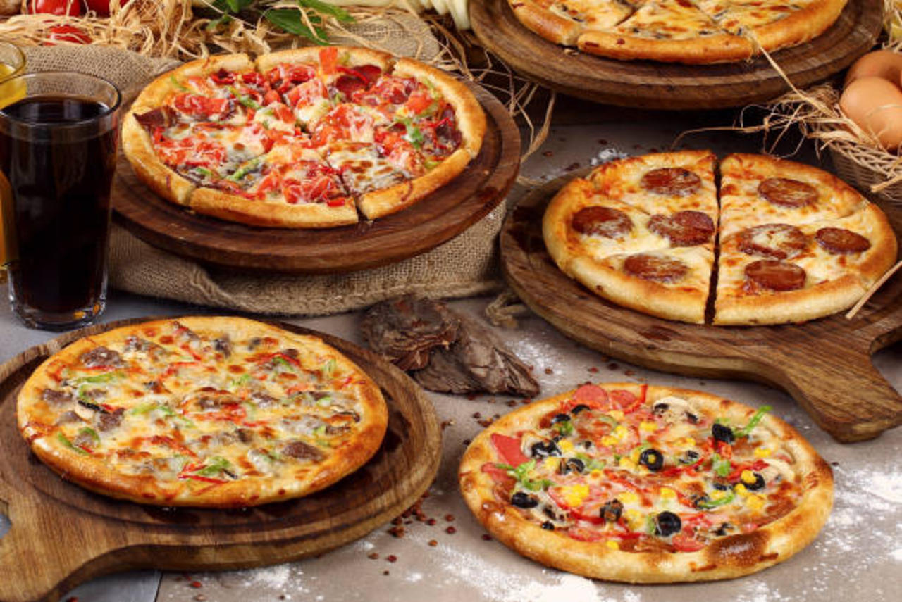 The Most Popular Pizza Toppings in the US (National Pizza Day)