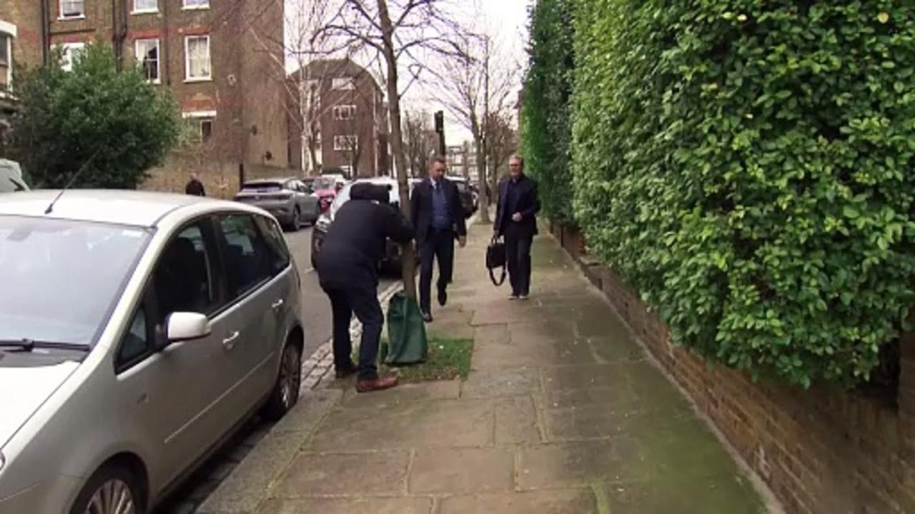 Starmer leaves home after withdrawing support for Azhar Ali