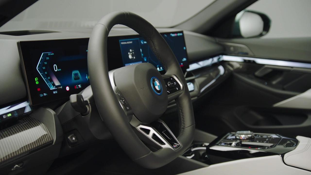 The new BMW i5 eDrive40 Touring Interior Design