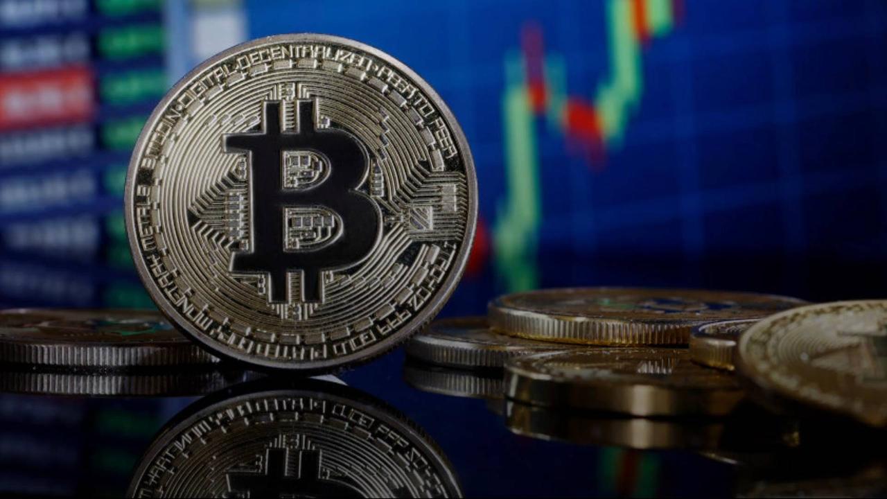 Bitcoin Regains $1 Trillion Market Cap