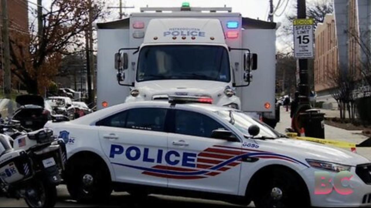 3 DC police officers were wounded in a shooting while making an animal cruelty arrest
