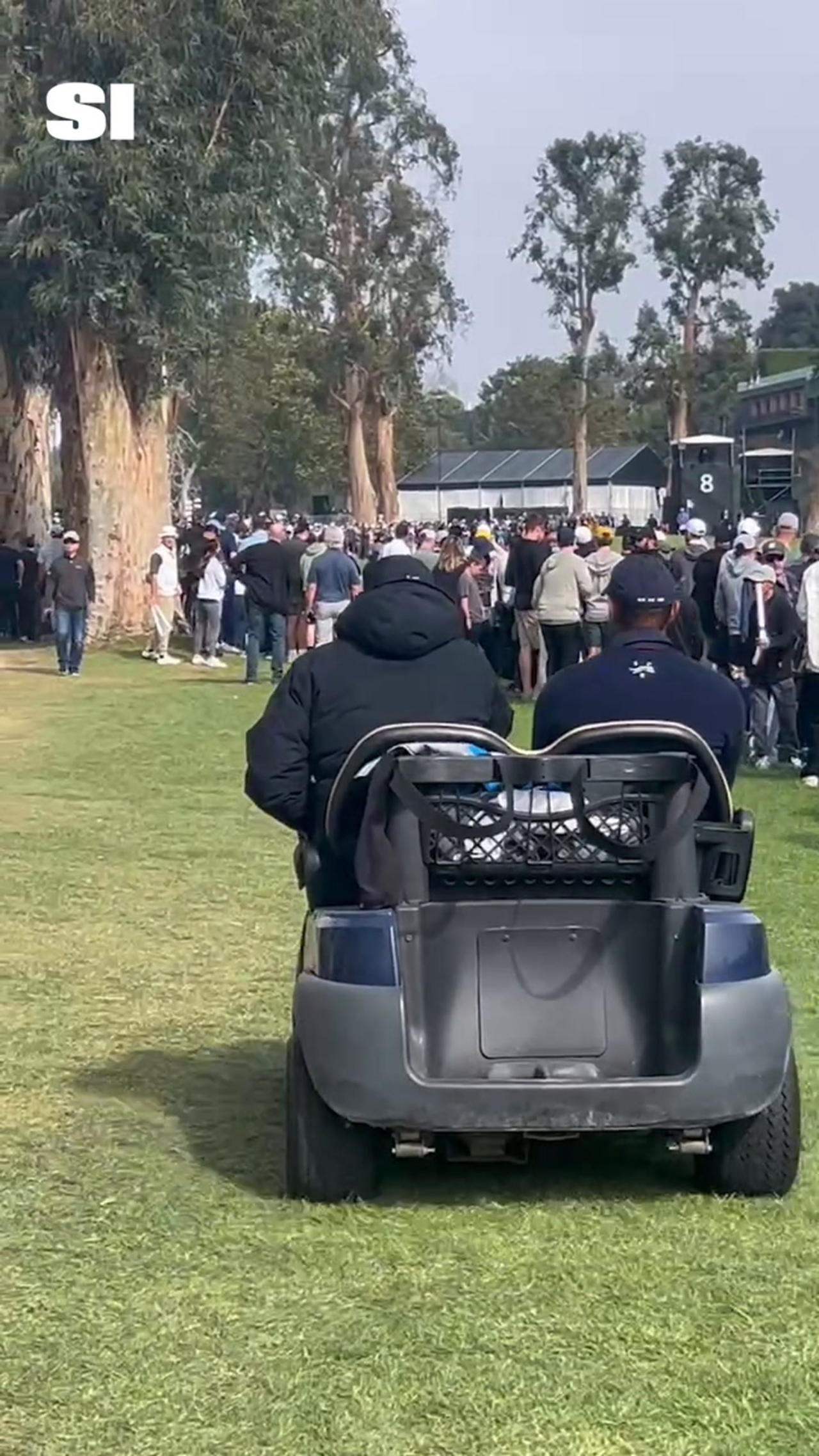 Tiger Woods Leaves The Genesis Invitational on Golf Cart (Video)