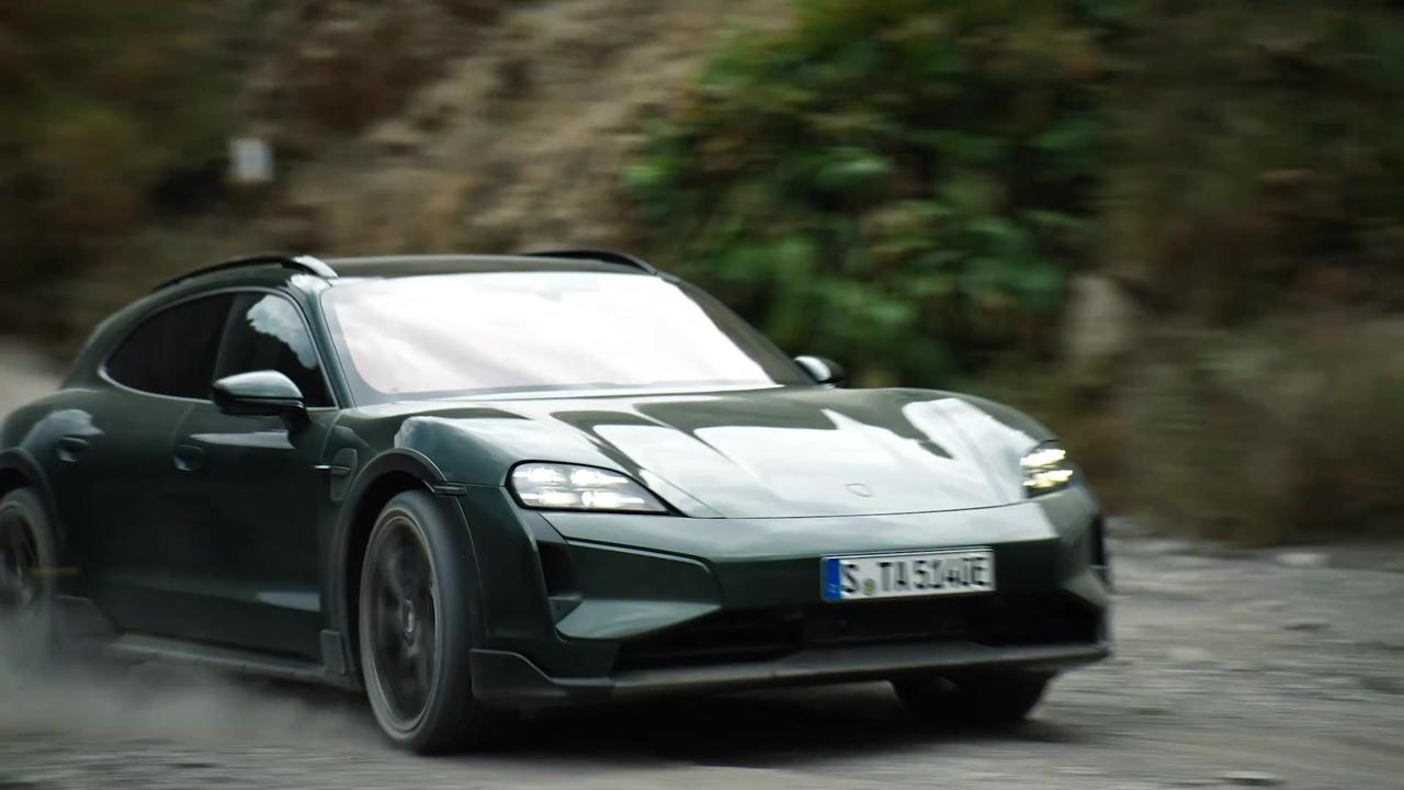 The new Porsche Taycan Turbo Cross Turismo in Oak Green Driving Video