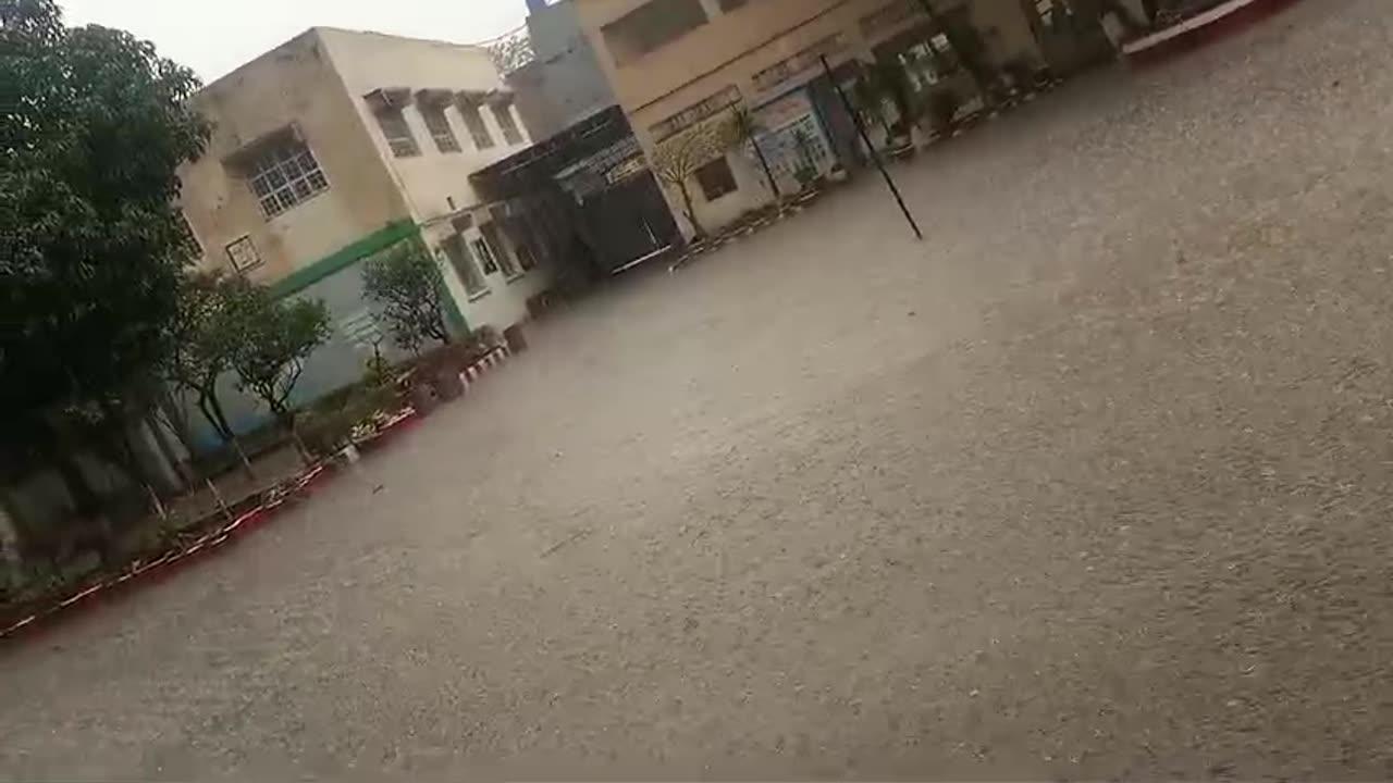 Heavy rain in rawalpindi